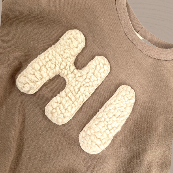 Sweater "HI"